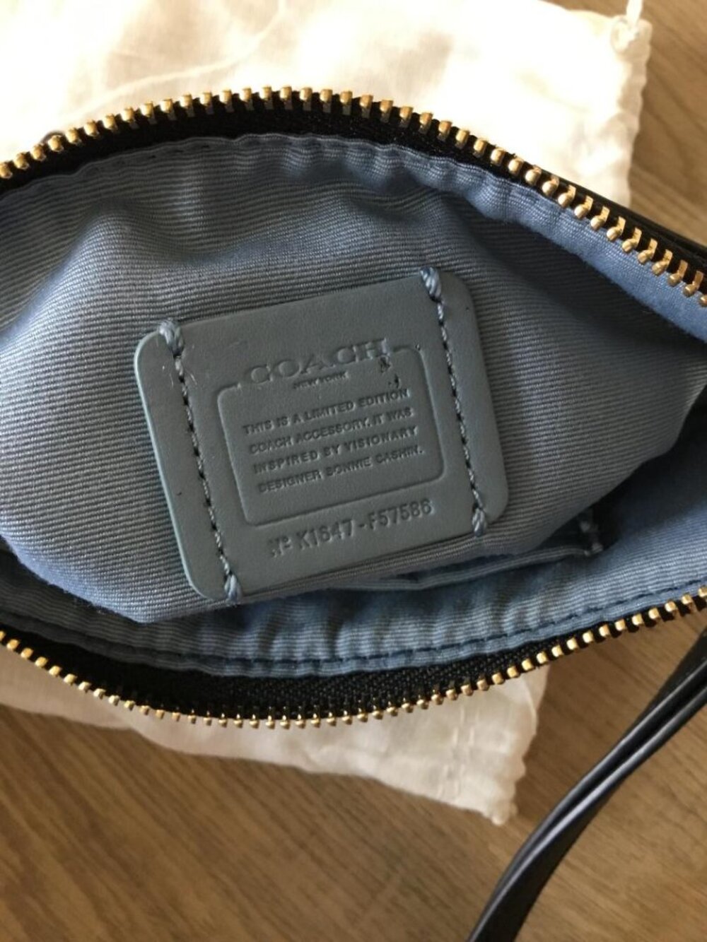 Coach Bonnie Cashin Limited Edition Corner Zip Wristlet w/Dustbag NWOT - Picture 4 of 4